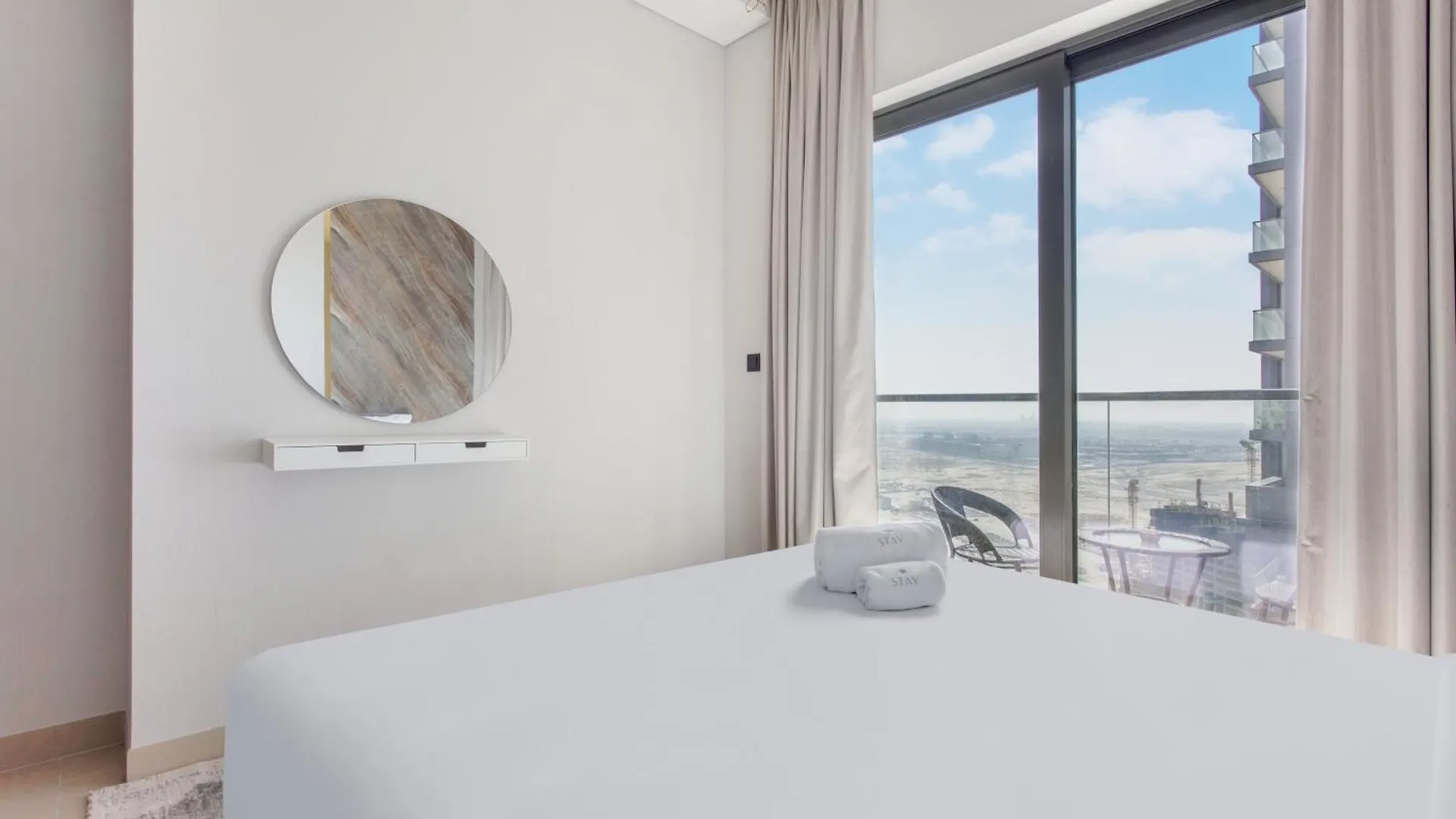 Stay By Latinem 2Br Holiday Home Cv A2709 Near Burj Khalifa Dubai 0*,